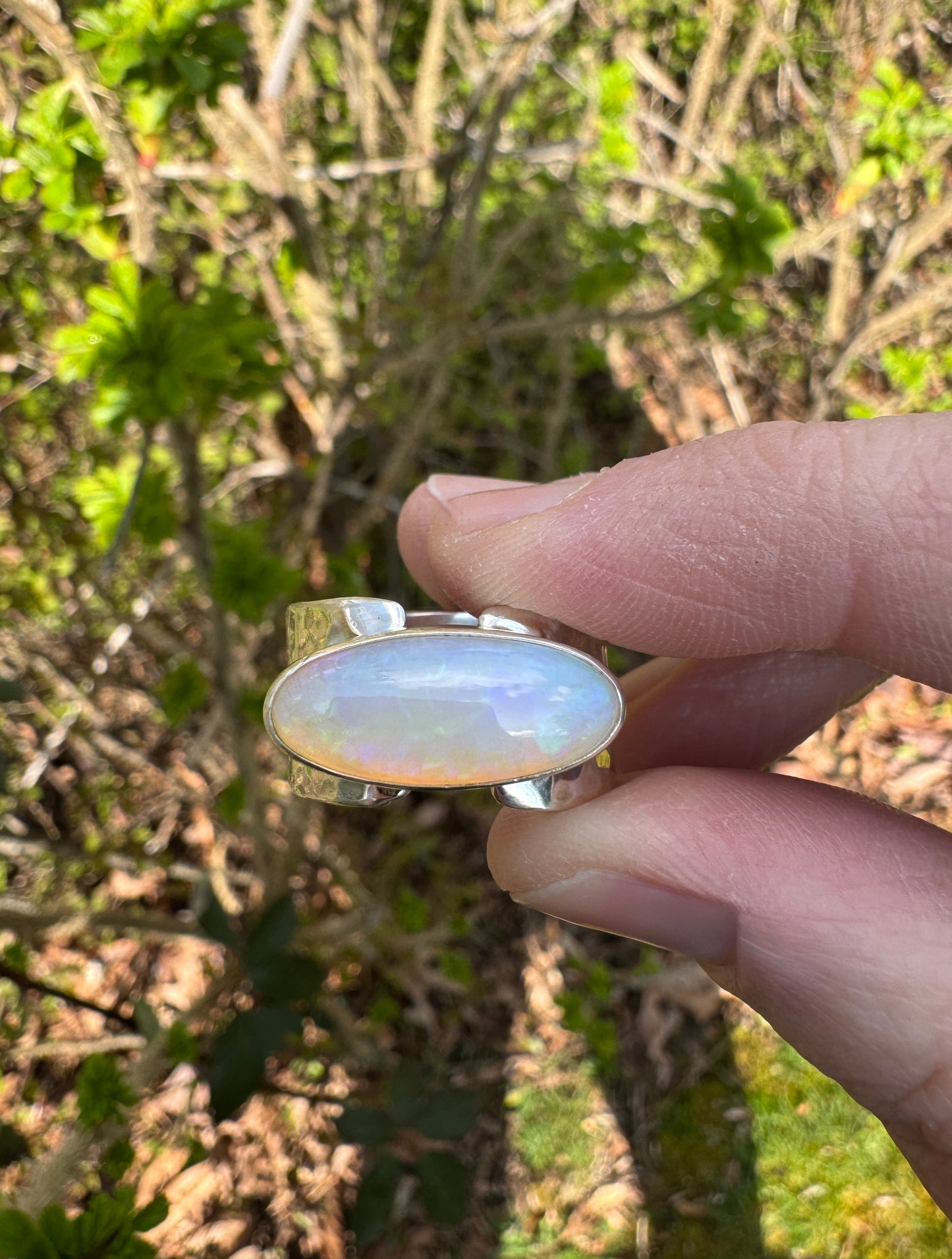 Welo Opal Wide Stone Hammered Wide Band Ring