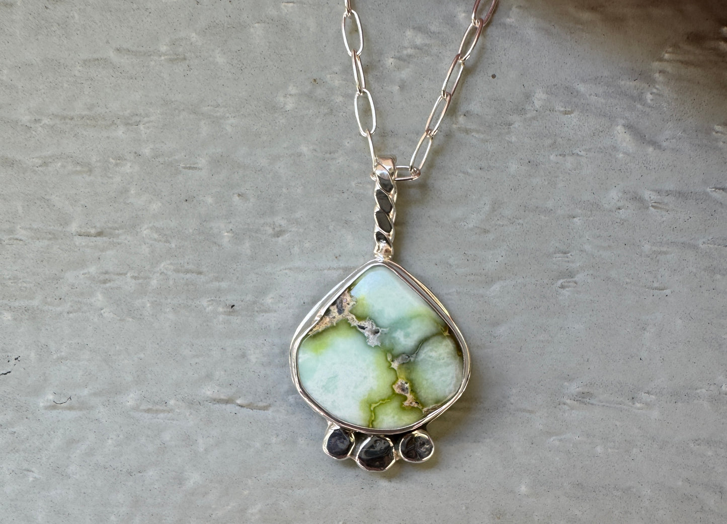 Palomino Pendant