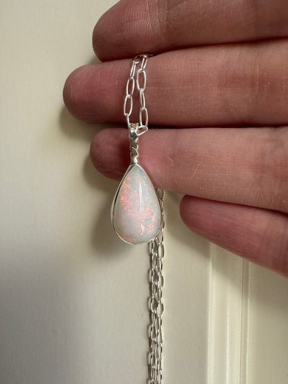 Welo Opal Pendant